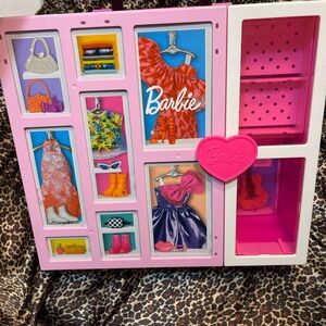 Barbie Dream Closet Playset 2021